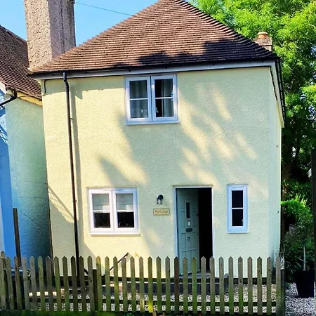 3-Bed Cottage In Sway, New Forest Exterior photo